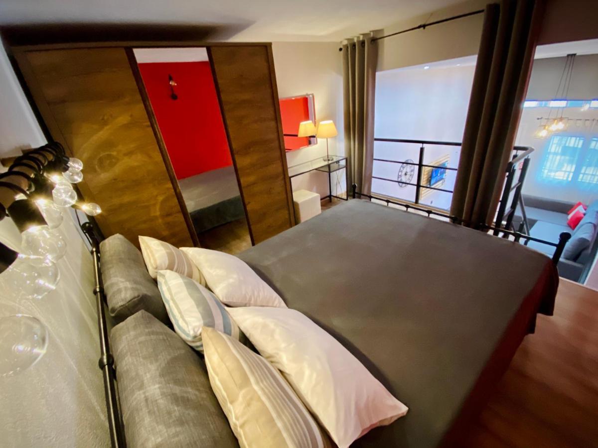 Апартаменти 48 Downtown Lofts Неа-Перамос Екстер'єр фото