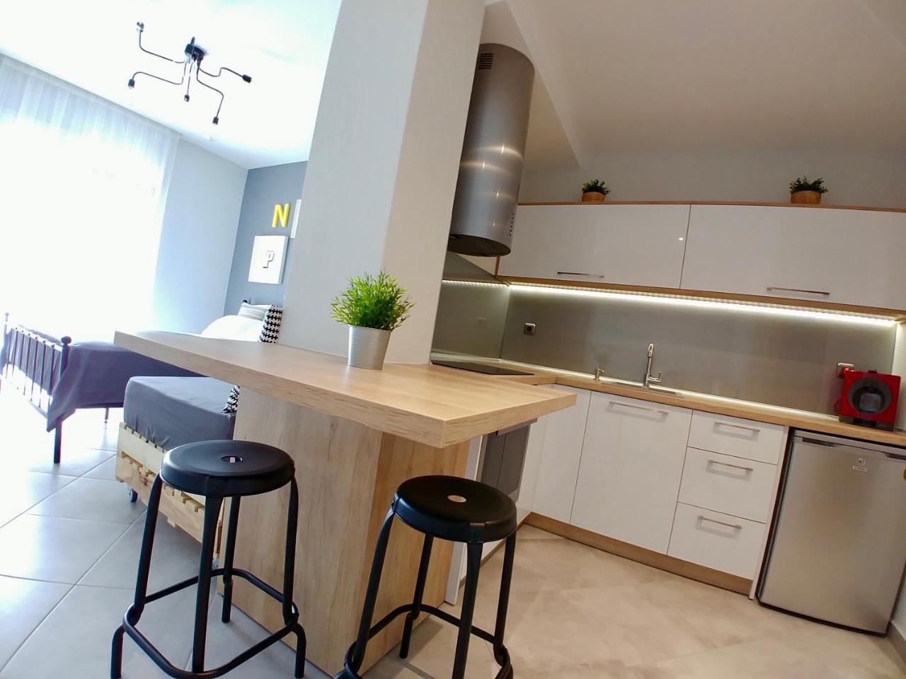 Апартаменти 48 Downtown Lofts Неа-Перамос Екстер'єр фото